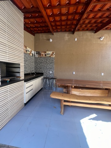 Foto do Casa - Casa à venda, Setor Serra Dourada - 2ª Etapa, Aparecida de Goiânia, com área gourmet e armários por R$ 300.000 | Maxwell Imóveis