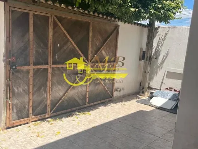 Casa com 300m² 3 quartos e 2 banheiros, à venda, no bairro Vila Aeroporto em Campinas