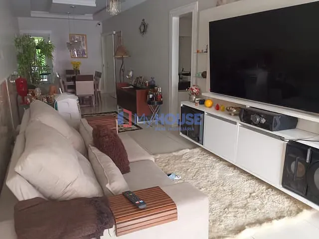 Casa 2 quartos e 2 banheiros, para alugar, no bairro Centro em Itabuna