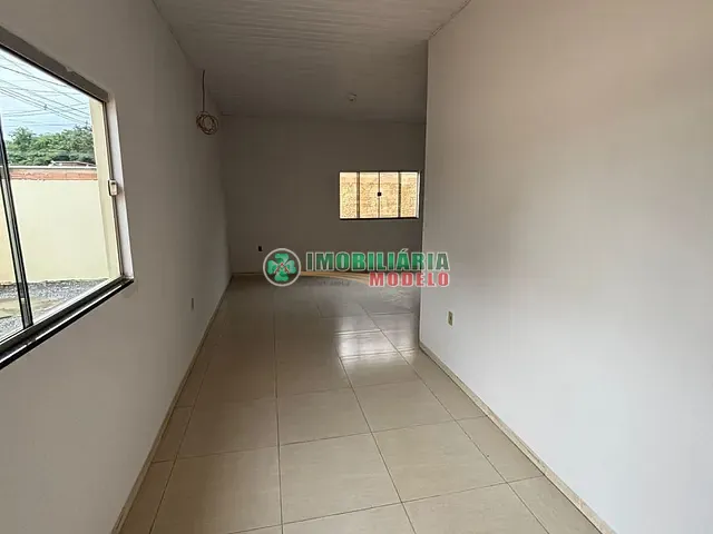 Casa 3 quartos e 1 banheiro, para alugar, no bairro Jardim Tropical II em Canarana