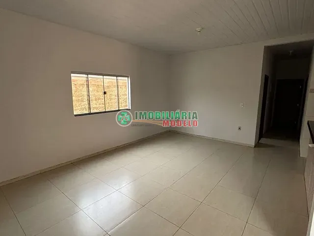 Casa 3 quartos e 1 banheiro, para alugar, no bairro Jardim Tropical II em Canarana