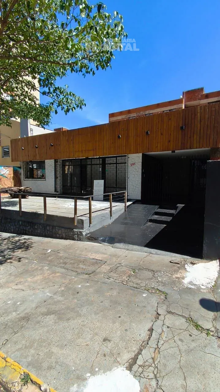 Casa, 4 quartos, 150 m² - Foto 1