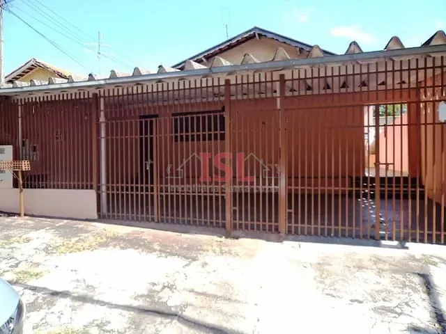 Casa 3 quartos e 1 banheiro, para alugar, no bairro Jardim Petrópolis em Campinas