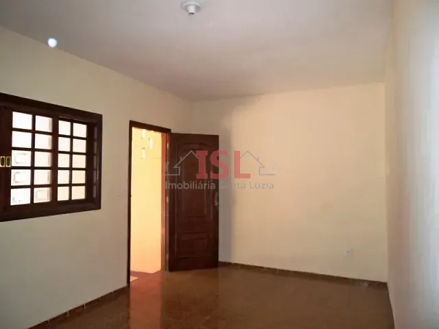 Casa 3 quartos e 1 banheiro, para alugar, no bairro Jardim Petrópolis em Campinas