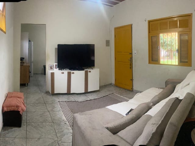 Casa 2 quartos e 1 banheiro, à venda, no bairro Chácara Mariléa em Rio das Ostras