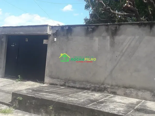 Casa com 302m² 2 quartos e 1 banheiro, à venda ou para alugar, no bairro Angélica em Teresina