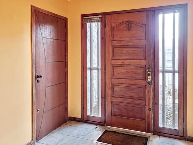 Casa com 435m² 4 quartos e 4 banheiros, à venda, no bairro Centro em Pelotas