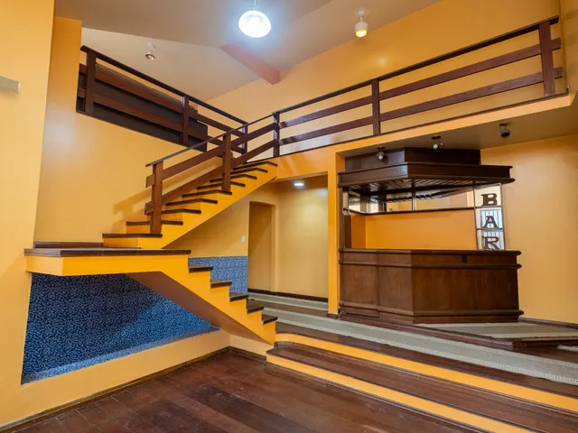 Casa com 435m² 4 quartos e 4 banheiros, à venda ou para alugar, no bairro Centro em Pelotas