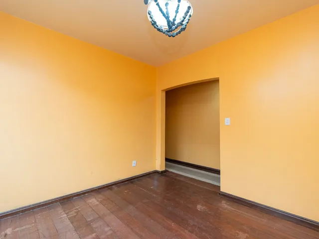 Casa com 435m² 4 quartos e 4 banheiros, à venda ou para alugar, no bairro Centro em Pelotas