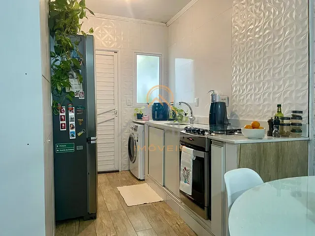 Casa 2 quartos e 1 banheiro, à venda, no bairro Areal em Pelotas