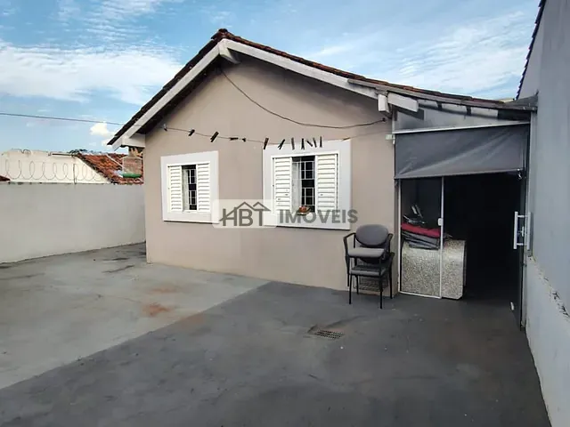 Casa 1 quarto e 2 banheiros, à venda, no bairro Núcleo Habitacional Mary Dota em Bauru