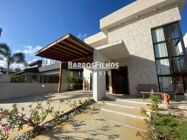 Casa com 200m² 3 quartos e 4 banheiros, à venda, no bairro Aruana em Aracaju