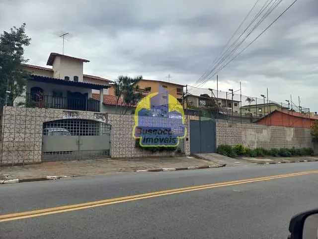 Casa com 390m² 3 quartos e 2 banheiros, à venda, no bairro City Bussocaba em Osasco