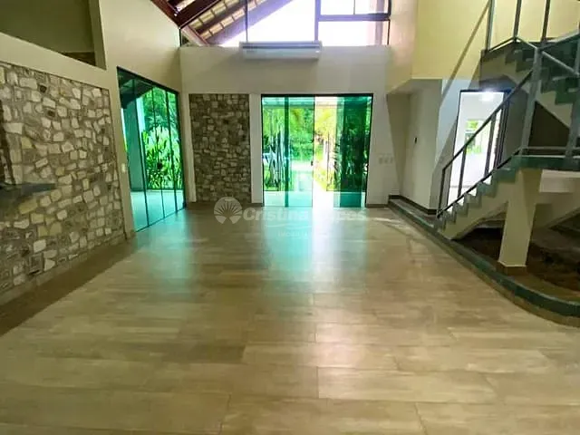 Casa com 750m² 4 quartos e 4 banheiros, à venda, no bairro Novo Uruguai em Teresina