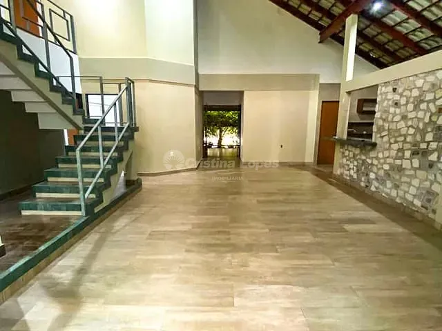 Casa com 750m² 4 quartos e 4 banheiros, à venda, no bairro Novo Uruguai em Teresina