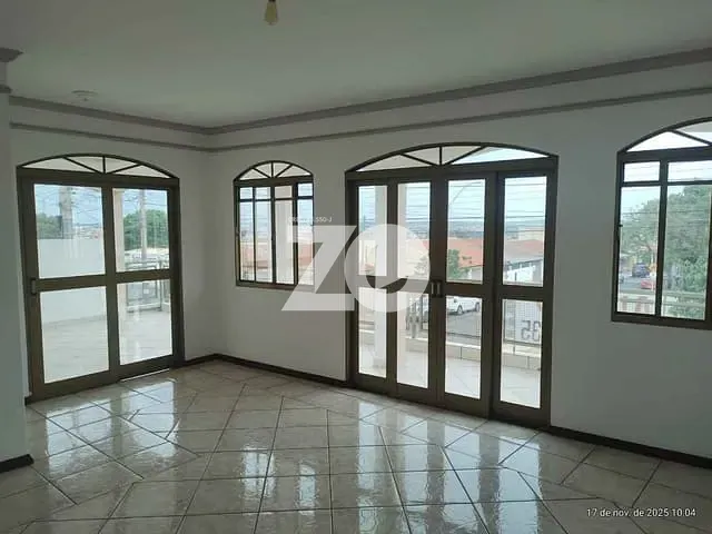 Casa 3 quartos e 4 banheiros, à venda, no bairro Vila Antártica em Bauru