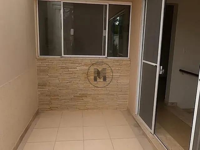 Casa com 300m² 3 quartos e 3 banheiros, à venda, no bairro Jardim Rony em Guaratinguetá