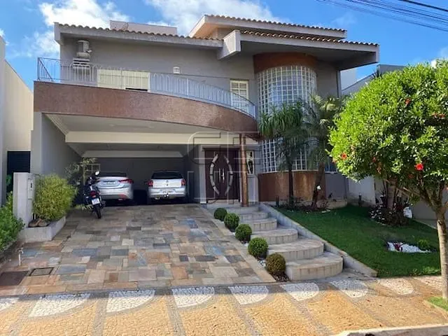 Casa com 506m² 4 quartos e 5 banheiros, para alugar, no bairro Terras de Santana II em Londrina