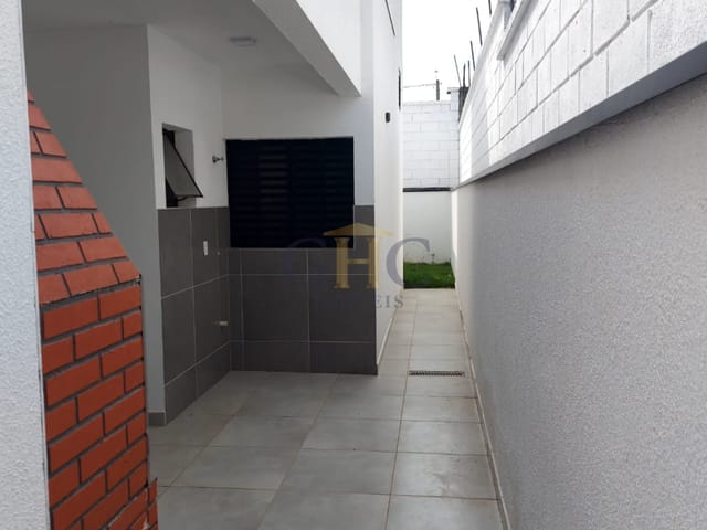 Casa com 125m² 2 quartos e 1 banheiro, à venda, no bairro Jardim São Lucas em Salto de Pirapora