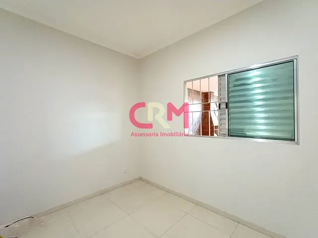 Casa com 174m² 2 quartos e 3 banheiros, à venda, no bairro Parque Residencial Laranjeiras II em Taquaritinga