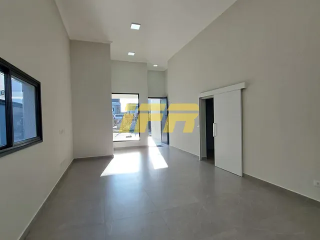 Casa com 300m² 3 quartos e 4 banheiros, à venda, no bairro Condomínio Ouroville em Taubaté