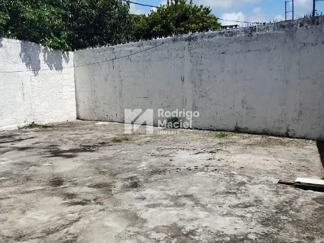 Casa com 160m², à venda, no bairro Pau Amarelo em Paulista