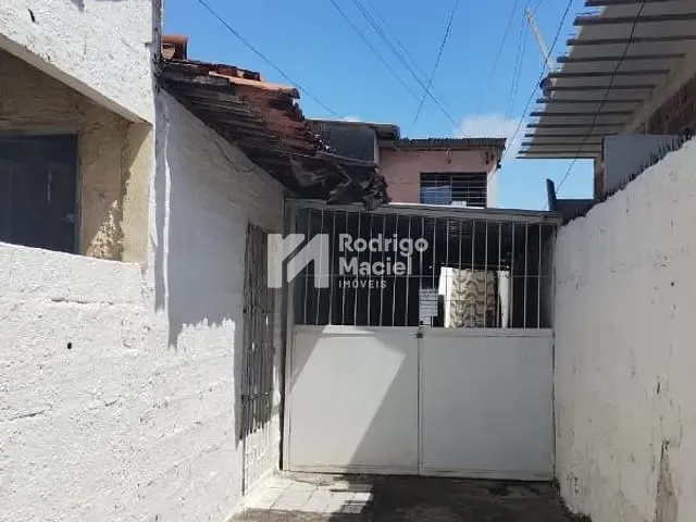 Casa com 160m², à venda, no bairro Pau Amarelo em Paulista