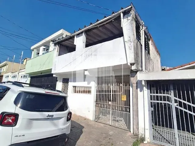 Casa com 120m² 2 quartos e 1 banheiro, à venda, no bairro Vila Scarpelli em Santo André