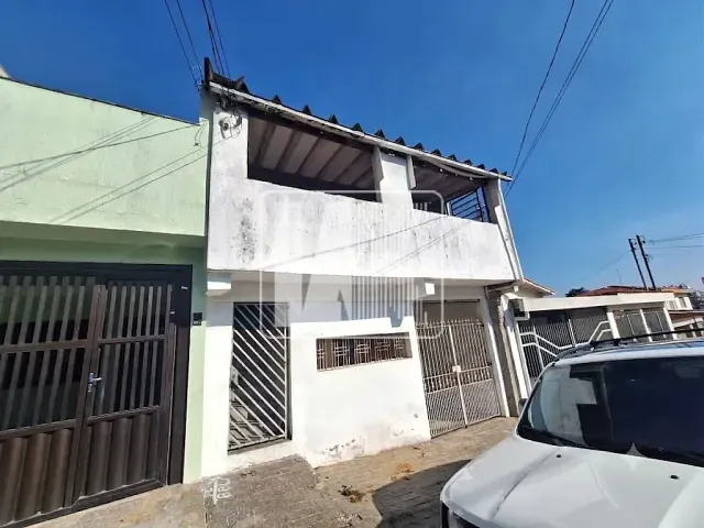 Casa com 120m² 2 quartos e 1 banheiro, à venda, no bairro Vila Scarpelli em Santo André