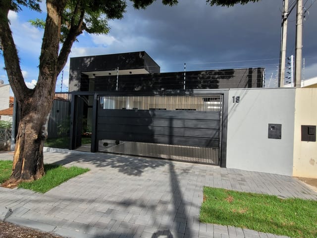 Casa com 219m² 3 quartos e 3 banheiros, à venda, no bairro Jardim Alvorada em Maringá