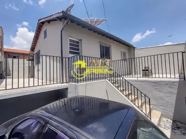 Casa com 250m² 2 quartos e 1 banheiro, à venda, no bairro Conjunto Habitacional Parque Itajai em Campinas