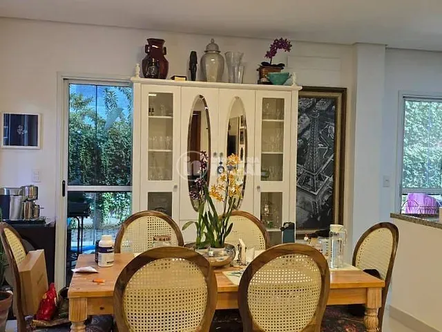 Casa com 375m² 3 quartos e 4 banheiros, para alugar, no bairro Esperança em Londrina