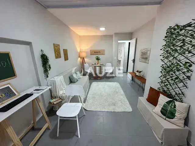 Casa com 100m² 2 quartos e 2 banheiros, à venda, no bairro Xaxim em Curitiba