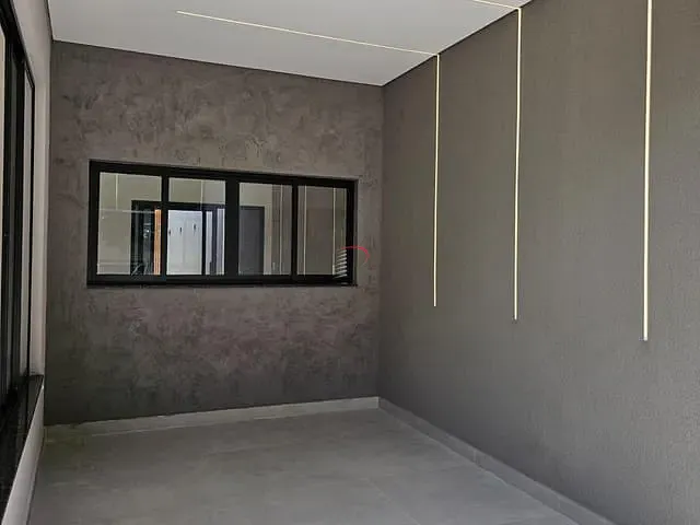 Casa com 180m² 3 quartos e 2 banheiros, à venda, no bairro Parque Residencial Joaquim Toledo Piza em Londrina