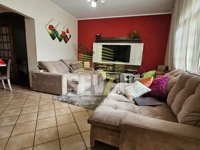 Casa com 200m² 3 quartos e 2 banheiros, à venda, no bairro Núcleo Habitacional José Regino em Bauru