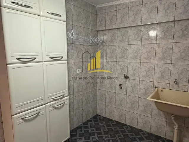 Casa 2 quartos e 1 banheiro, para alugar, no bairro Vila São Francisco (Zona Leste) em São Paulo