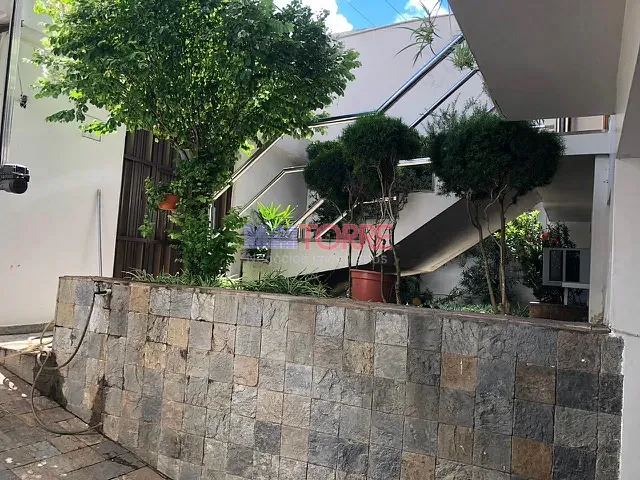 Casa com 155m² 3 quartos e 5 banheiros, à venda, no bairro Castália em Itabuna