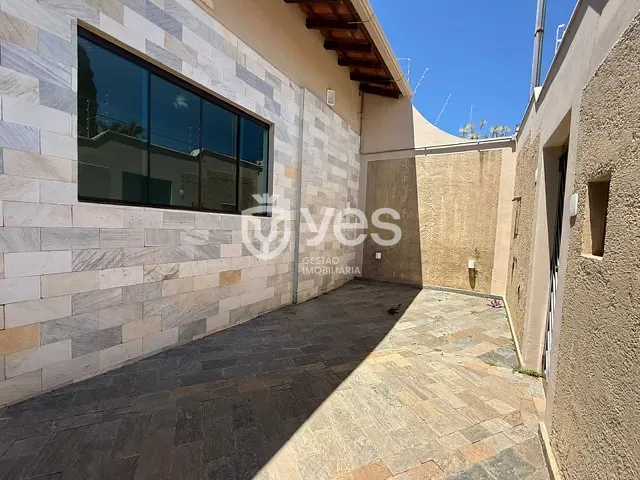 Casa com 340m² 4 quartos e 3 banheiros, à venda, no bairro Veredas da Cidade em Araxá