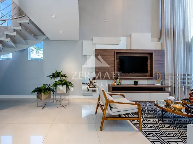 Casa com 360m² 3 quartos e 5 banheiros, à venda, no bairro Itoupava Central em Blumenau