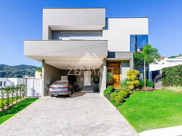 Casa com 360m² 3 quartos e 5 banheiros, à venda, no bairro Itoupava Central em Blumenau