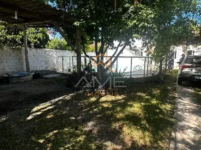 Casa com 180m² 3 quartos e 2 banheiros, à venda, no bairro Laranjal em Pelotas