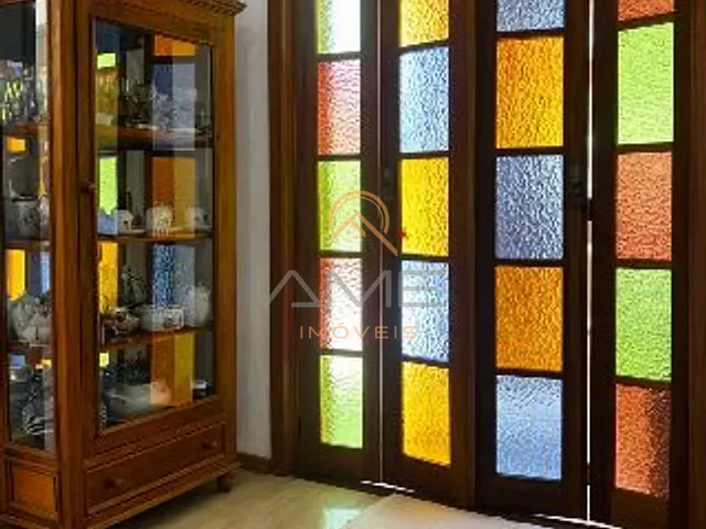 Casa com 180m² 3 quartos e 2 banheiros, à venda, no bairro Laranjal em Pelotas