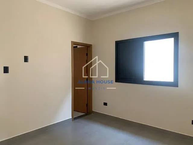 Casa com 258m² 3 quartos e 1 banheiro, à venda, no bairro Loteamento Pinheiros de Tremembé em Tremembé