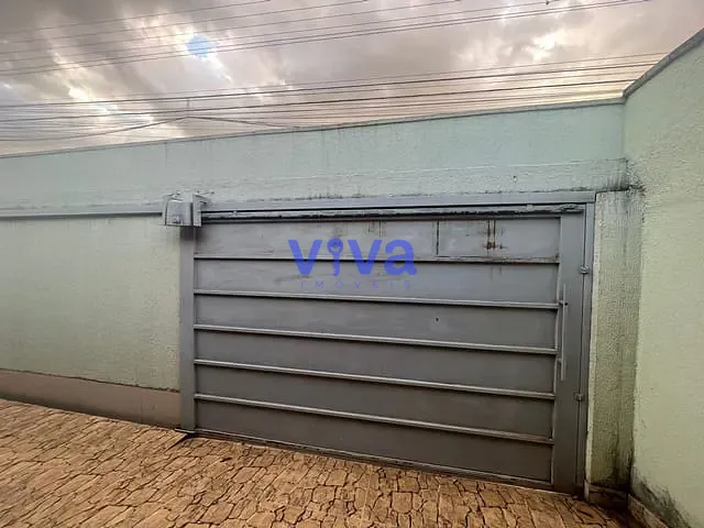 Casa com 360m² 3 quartos e 3 banheiros, para alugar, no bairro Mansões Paraíso em Aparecida de Goiânia
