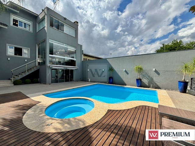 Casa 3 quartos e 5 banheiros, à venda, no bairro Estrela em Ponta Grossa