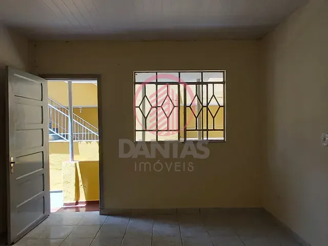 Casa com 30m² 1 quarto e 1 banheiro, para alugar, no bairro Vila Osasco em Osasco