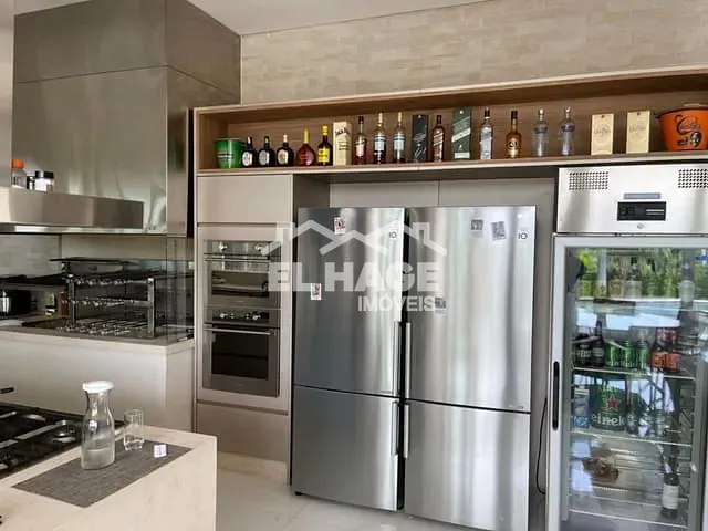 Casa com 818m² 3 quartos e 5 banheiros, à venda, no bairro 23 de Setembro em Várzea Grande