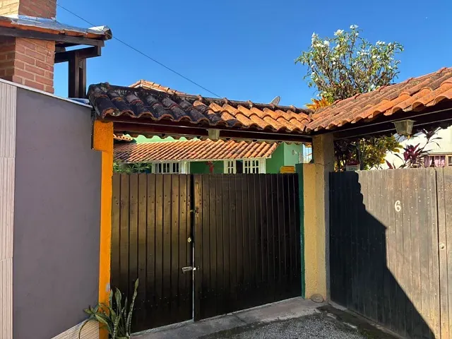 Casa com 360m² 2 quartos e 2 banheiros, à venda, no bairro Itaipuaçu em Maricá