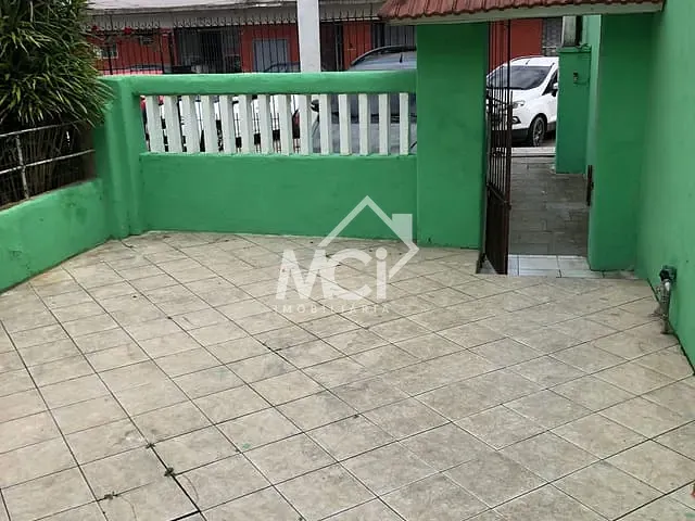 Casa 3 quartos e 2 banheiros, à venda, no bairro Centro em Pelotas