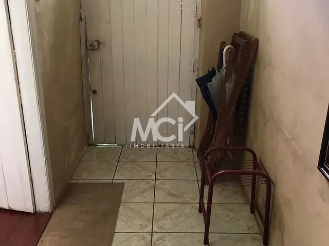 Casa 3 quartos e 2 banheiros, à venda, no bairro Centro em Pelotas